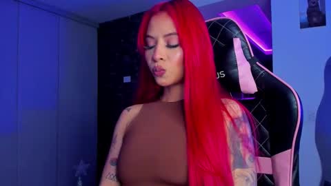 M A R I A N E online show from January 7, 2026, 4:26 am