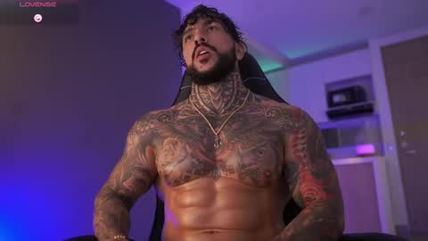 Snapshot of mariano_costa chatting on September 24, 2025, 2:15 am Mariano Costa online show from September 24, 2025, 2:15 am