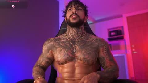 Snapshot of mariano_costa chatting on October 23, 2025, 4:56 am Mariano Costa online show from October 23, 2025, 4:56 am