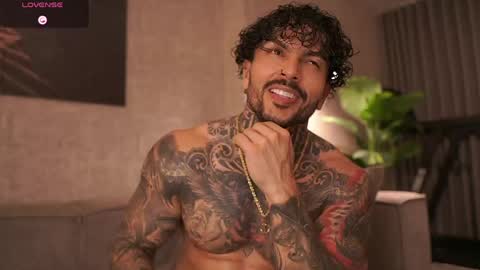 Mariano Costa online show from April 13, 2026, 4:18 am