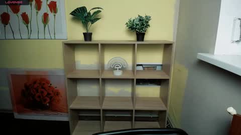 Snapshot of mariatess_ chatting on January 5, 2025, 4:48 pm Mariia online show from January 5, 2025, 4:48 pm