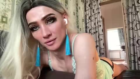 Mari online show from March 10, 2025, 11:32 am