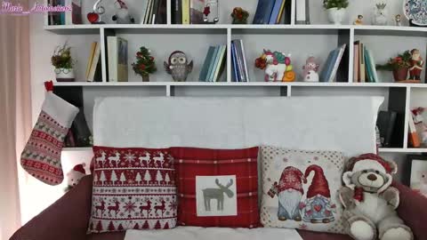 Snapshot of marie_antoinette62 chatting on December 17, 2024, 6:09 pm Maria online show from December 17, 2024, 6:09 pm