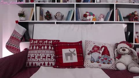 Snapshot of marie_antoinette62 chatting on December 22, 2024, 5:53 pm Maria online show from December 22, 2024, 5:53 pm