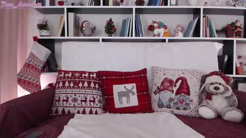 Snapshot of marie_antoinette62 chatting on January 2, 2025, 9:07 pm Maria online show from January 2, 2025, 9:07 pm