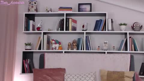 Snapshot of marie_antoinette62 chatting on January 19, 2025, 7:47 pm Maria online show from January 19, 2025, 7:47 pm