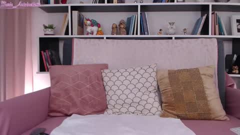 Snapshot of marie_antoinette62 chatting on January 21, 2025, 6:54 am Maria online show from January 21, 2025, 6:54 am