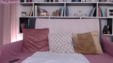 Snapshot of marie_antoinette62 chatting on February 27, 2025, 3:15 pm Maria online show from February 27, 2025, 3:15 pm