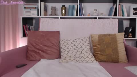 Snapshot of marie_antoinette62 chatting on October 23, 2025, 6:13 am Maria online show from October 23, 2025, 6:13 am