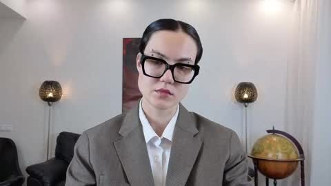 Marie Fitch online show from May 15, 2026, 2:18 am