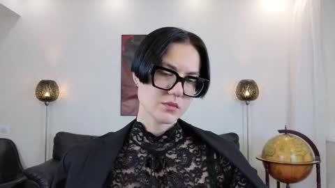 Marie Fitch online show from May 25, 2026, 1:11 am