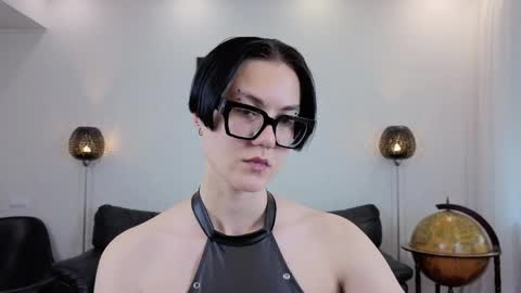 Marie Fitch online show from May 29, 2026, 3:48 am