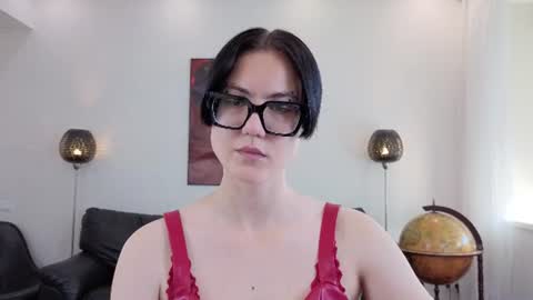 Marie Fitch online show from June 9, 2026, 3:40 am
