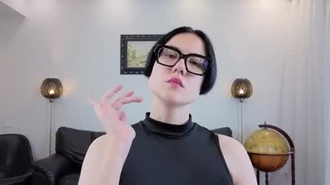 Marie Fitch online show from July 7, 2026, 2:47 am