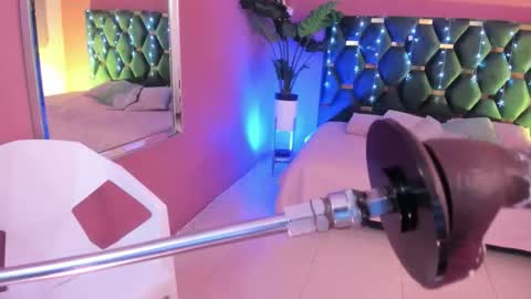 Marie online show from January 17, 2026, 4:06 am