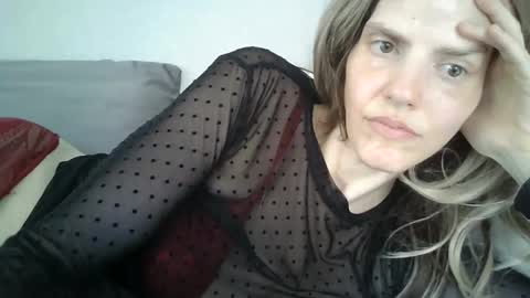Snapshot of mariejojo chatting on June 10, 2026, 3:00 pm Mariejojo online show from June 10, 2026, 3:00 pm