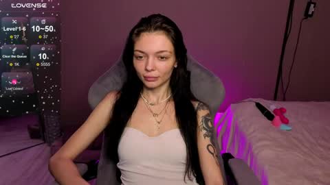 Snapshot of mariella__adams chatting on May 5, 2026, 5:21 pm Maria online show from May 5, 2026, 5:21 pm