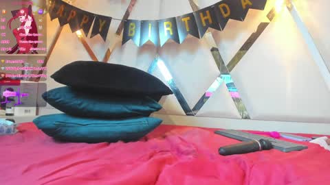 Snapshot of marielqueenx chatting on January 5, 2025, 6:13 am Viviana online show from January 5, 2025, 6:13 am