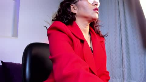 mariia_paulaa online show from March 27, 2026, 5:13 am