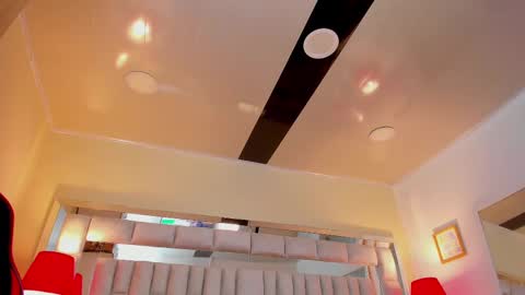 mariiahneedles online show from February 14, 2025, 4:15 am