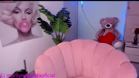 Snapshot of marily_daniela_ chatting on March 9, 2025, 1:37 pm Marily Daniela online show from March 9, 2025, 1:37 pm