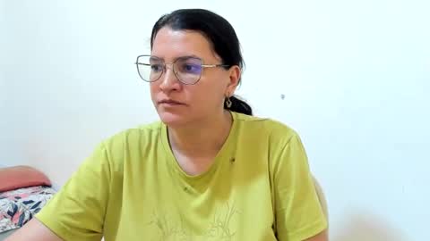 Snapshot of marilyn_garcia chatting on June 22, 2026, 5:21 pm MARILYN SEXY online show from June 22, 2026, 5:21 pm
