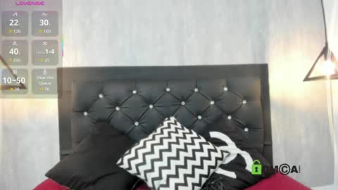 Marilyn  online show from April 13, 2026, 12:10 pm