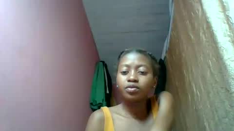 Snapshot of marinagold69 chatting on July 31, 2026, 3:55 pm marinagold69 online show from July 31, 2026, 3:55 pm