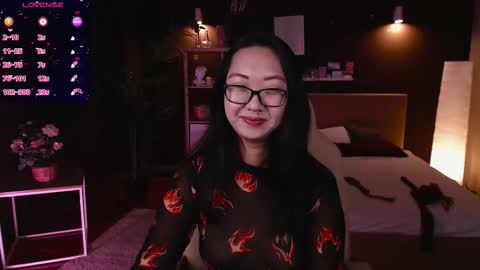 Marine  online show from November 6, 2025, 2:18 pm