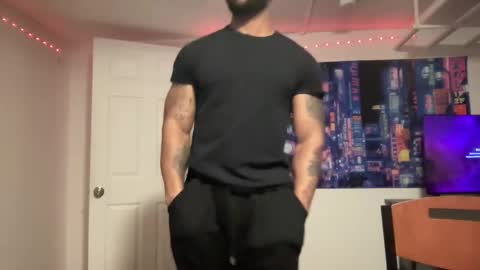 Snapshot of marineguyk19 chatting on February 9, 2026, 12:36 am Z online show from February 9, 2026, 12:36 am