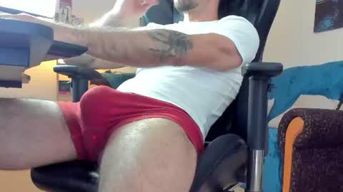 Snapshot of marioslim chatting on June 19, 2026, 6:29 am marioslim online show from June 19, 2026, 6:29 am