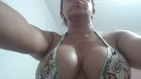 Snapshot of mariska_69 chatting on August 3, 2026, 9:15 am mariska_69 online show from August 3, 2026, 9:15 am