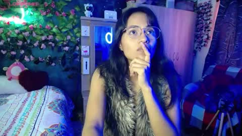 Maritza Ferrer -Samara Beltran online show from February 13, 2025, 8:34 pm