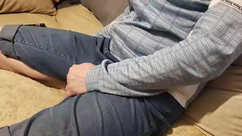 Snapshot of mariushx chatting on December 2, 2025, 3:23 am MariushX online show from December 2, 2025, 3:23 am