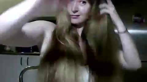 Snapshot of marizafouset chatting on June 16, 2026, 12:57 am MarizaFouset online show from June 16, 2026, 12:57 am