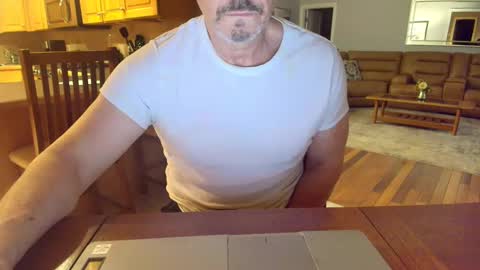 Snapshot of mark48130 chatting on March 10, 2025, 10:48 am Mark online show from March 10, 2025, 10:48 am