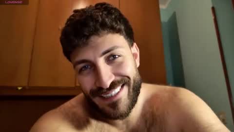 Snapshot of mark_ariete chatting on May 20, 2026, 9:43 pm mark_ariete online show from May 20, 2026, 9:43 pm