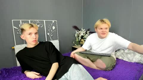 Snapshot of mark_brain chatting on May 26, 2026, 12:01 pm mark_brain online show from May 26, 2026, 12:01 pm