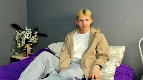 Snapshot of mark_brain chatting on May 29, 2026, 12:58 pm mark_brain online show from May 29, 2026, 12:58 pm