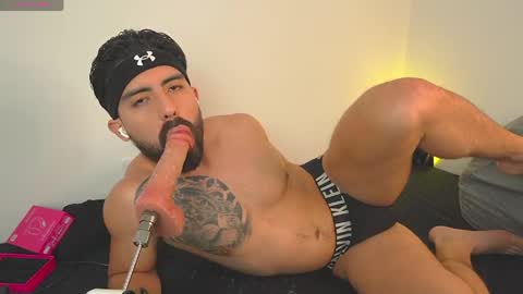 mark_broown_ online show from April 16, 2026, 9:39 pm