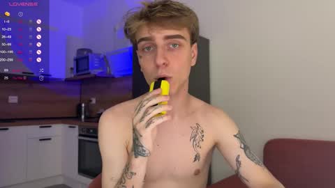 Mark 3 online show from October 6, 2025, 2:03 pm