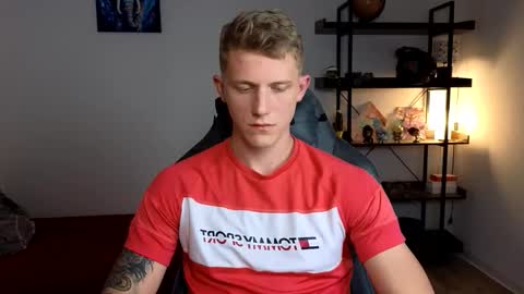 Snapshot of mark_shturman chatting on October 18, 2025, 4:08 pm mark_shturman online show from October 18, 2025, 4:08 pm