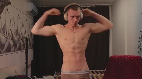 Snapshot of mark_stiff chatting on December 30, 2024, 12:52 pm Mark online show from December 30, 2024, 12:52 pm