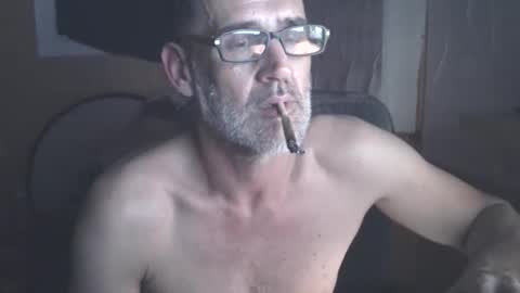 markbcnx online show from December 15, 2025, 7:01 am