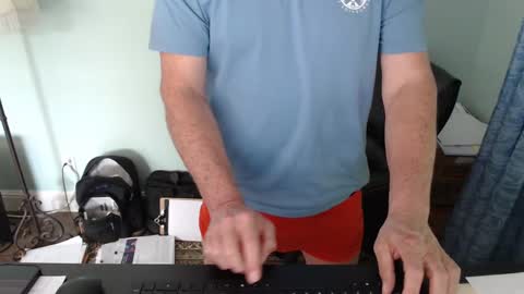 Snapshot of markinwest chatting on September 30, 2025, 10:26 pm MarkinWest online show from September 30, 2025, 10:26 pm