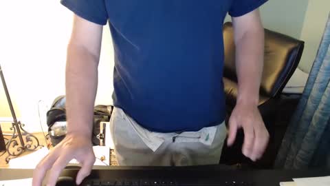 Snapshot of markinwest chatting on October 2, 2025, 4:14 pm MarkinWest online show from October 2, 2025, 4:14 pm