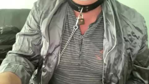 markmodel321 online show from November 8, 2025, 6:07 pm