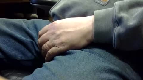 markpanier online show from February 12, 2026, 1:33 am