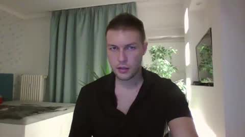 Snapshot of markster9696 chatting on December 2, 2025, 11:11 pm markster9696 online show from December 2, 2025, 11:11 pm