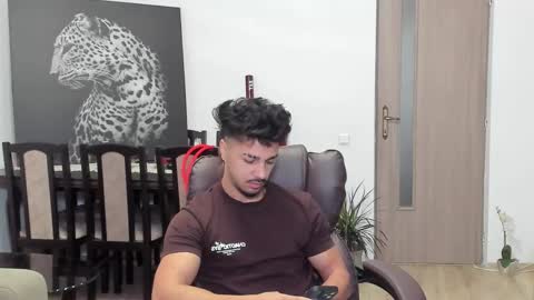 Tison online show from October 14, 2025, 7:53 am